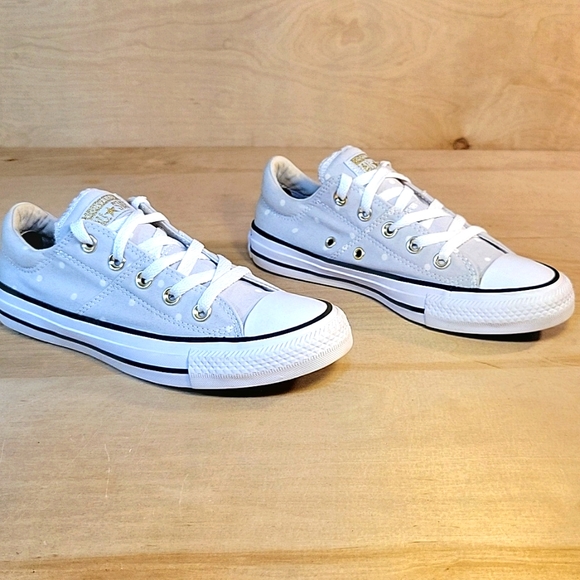 Converse All Star White and Gold Sneakers Canvas Low-Top Sneakers - Picture 2 of 10